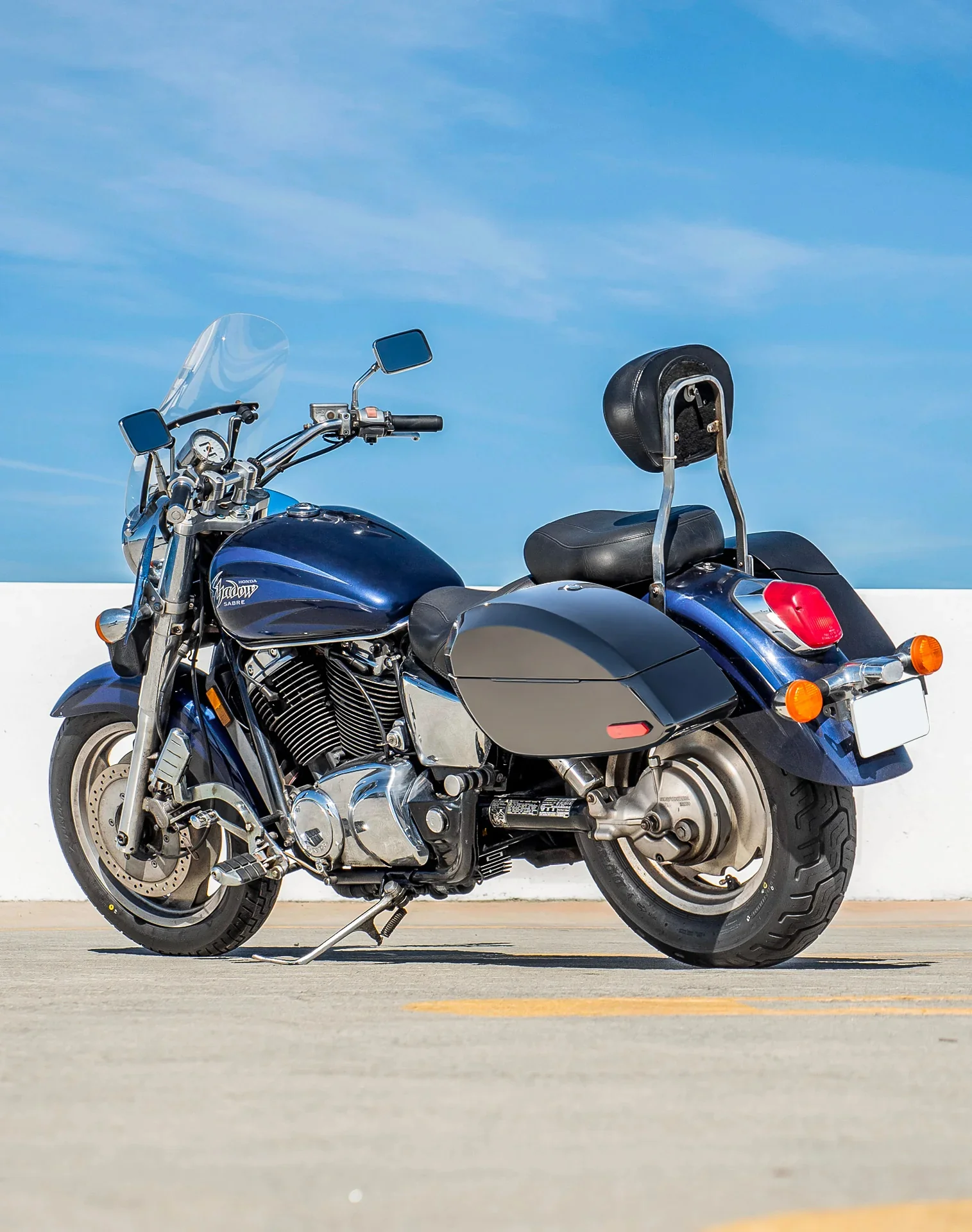 28L - Phantom Large Honda Shadow 1100 Sabre Painted Hard Saddlebags - Image 3