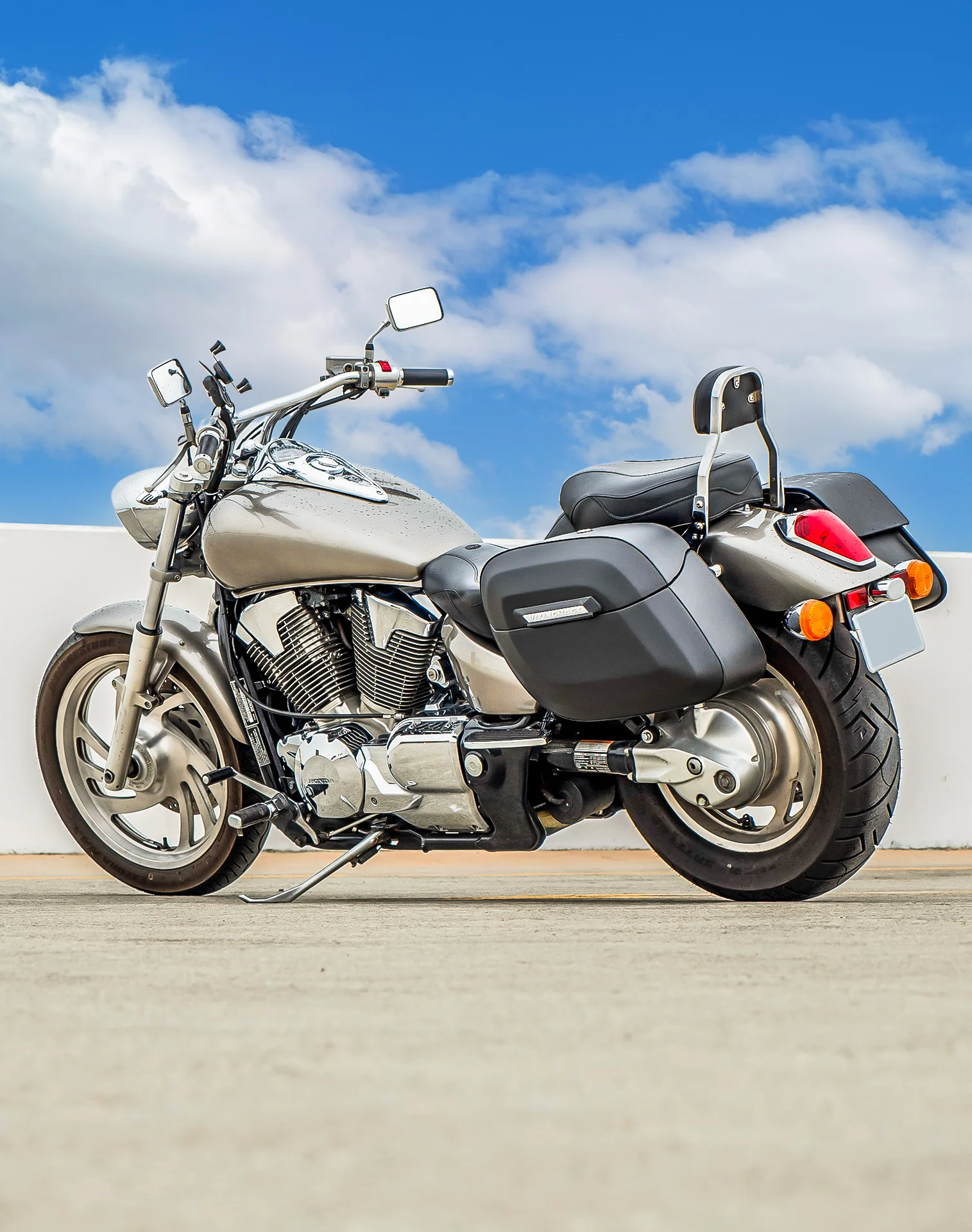 40L - Lamellar Raven XL Honda VTX 1800 N Leather Wrapped Hard Saddlebags - Image 3