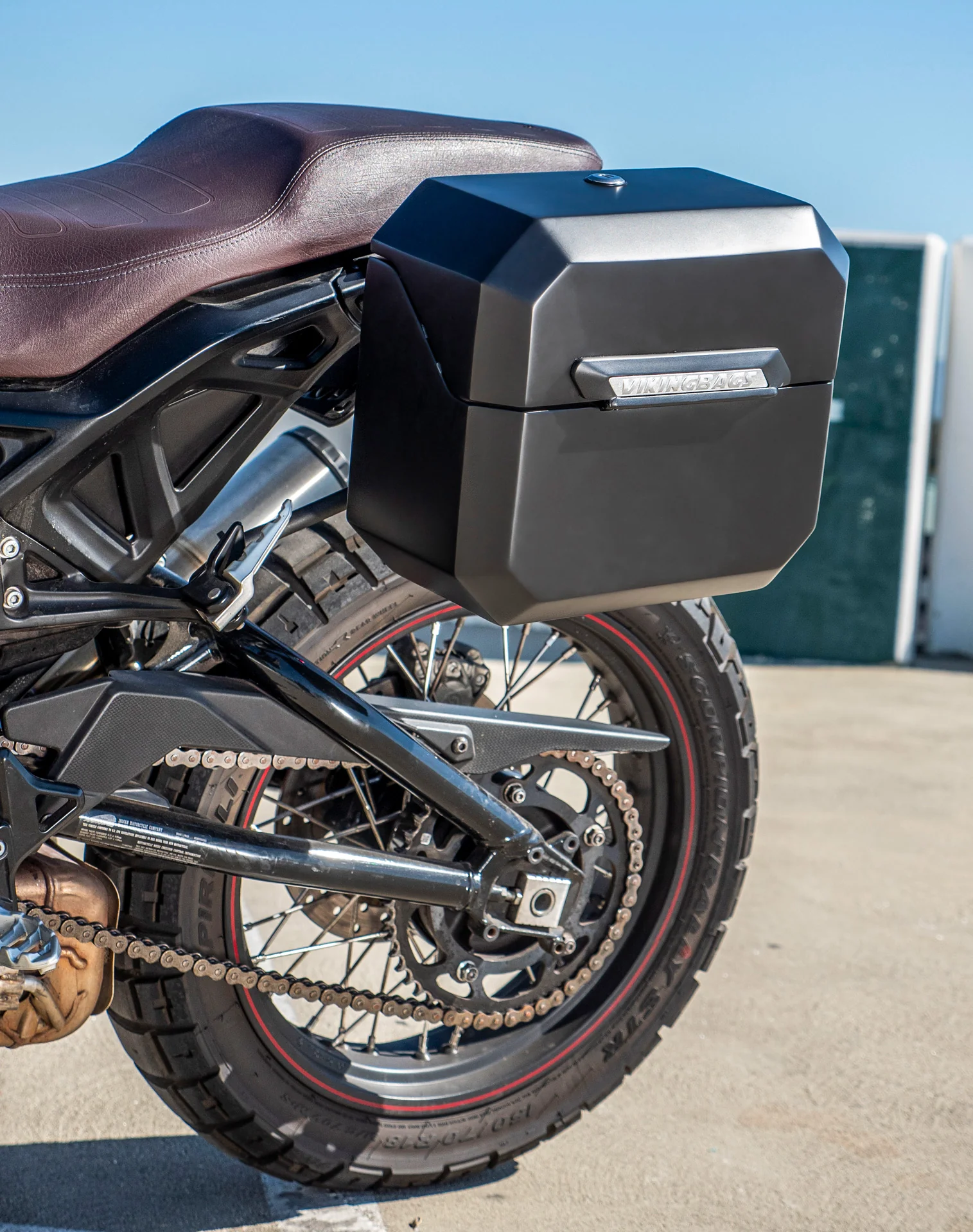 10L - Outlaw Quick Mount Small Indian FTR 1200 Matte Hard Solo Saddlebag (Left Only) - Image 4