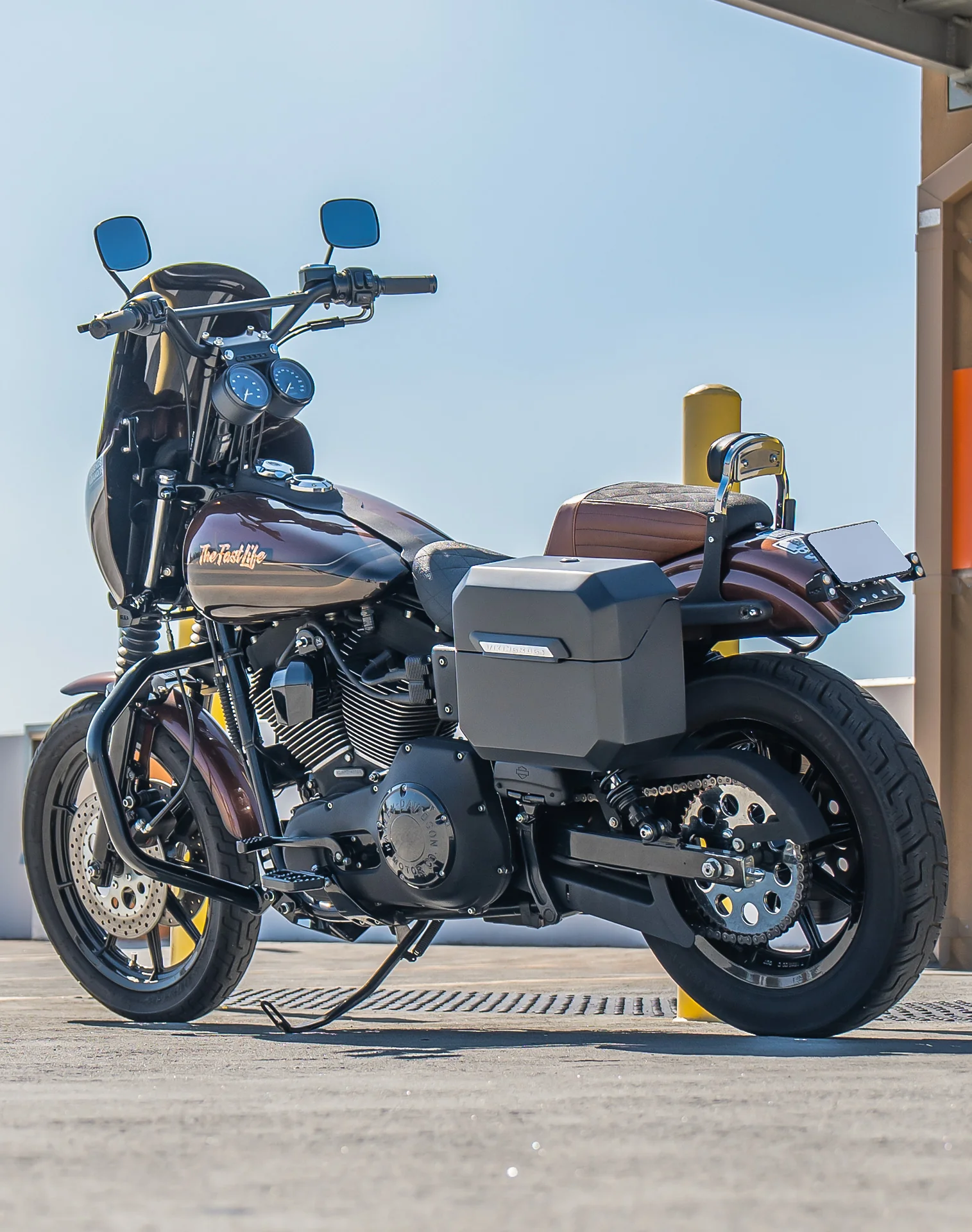 20L - Outlaw Quick-Mount Small Harley Dyna Super Glide FXD Matte Hard Saddlebags - Image 3