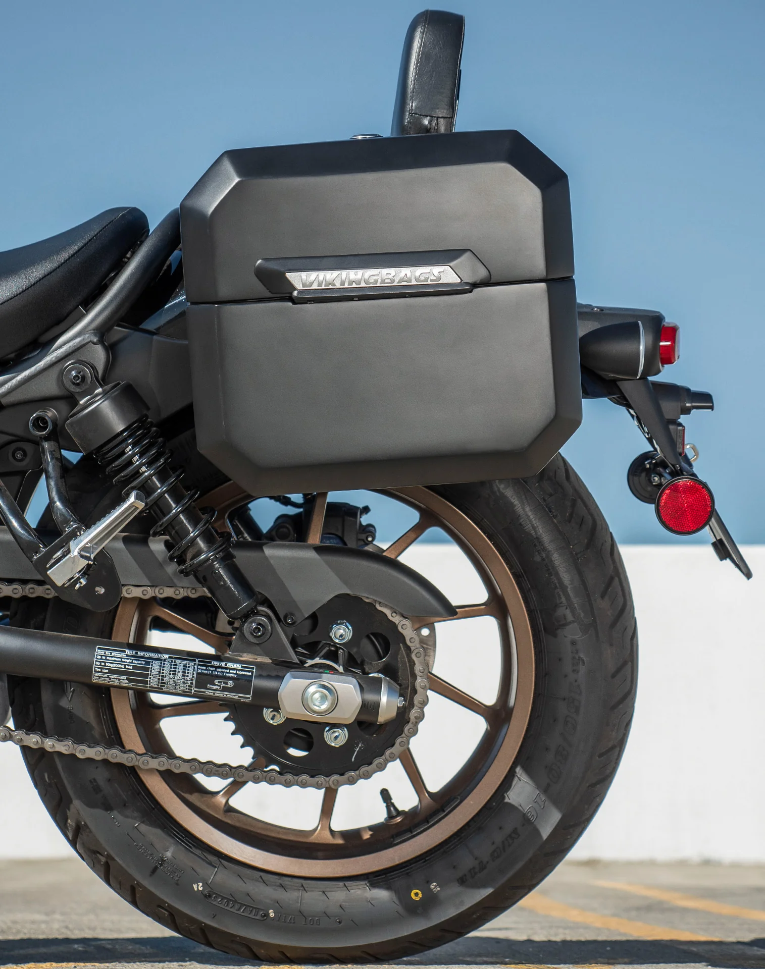20L - Outlaw Quick-Mount Small Honda Rebel 300 Matte Hard Saddlebags - Image 4
