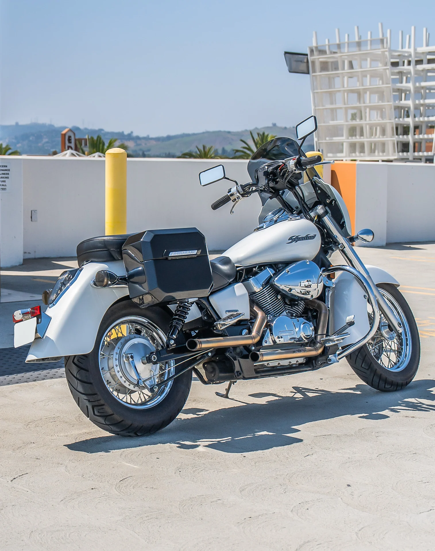 20L - Outlaw Quick-Mount Small Honda 750 Shadow Aero Painted Hard Saddlebags - Image 3