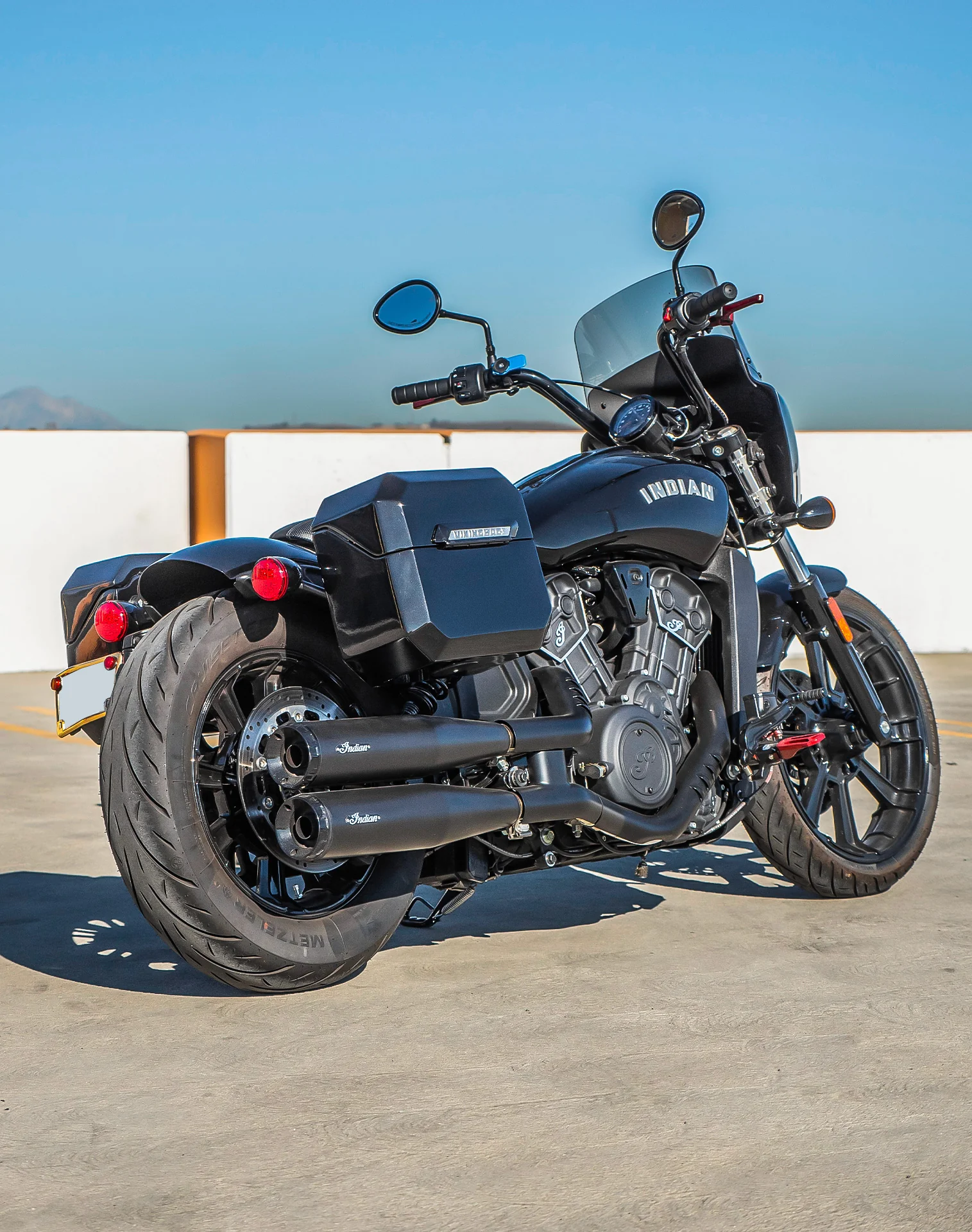 20L - Outlaw Quick-Mount Small Indian Scout Rogue Painted Hard Saddlebags - Image 3