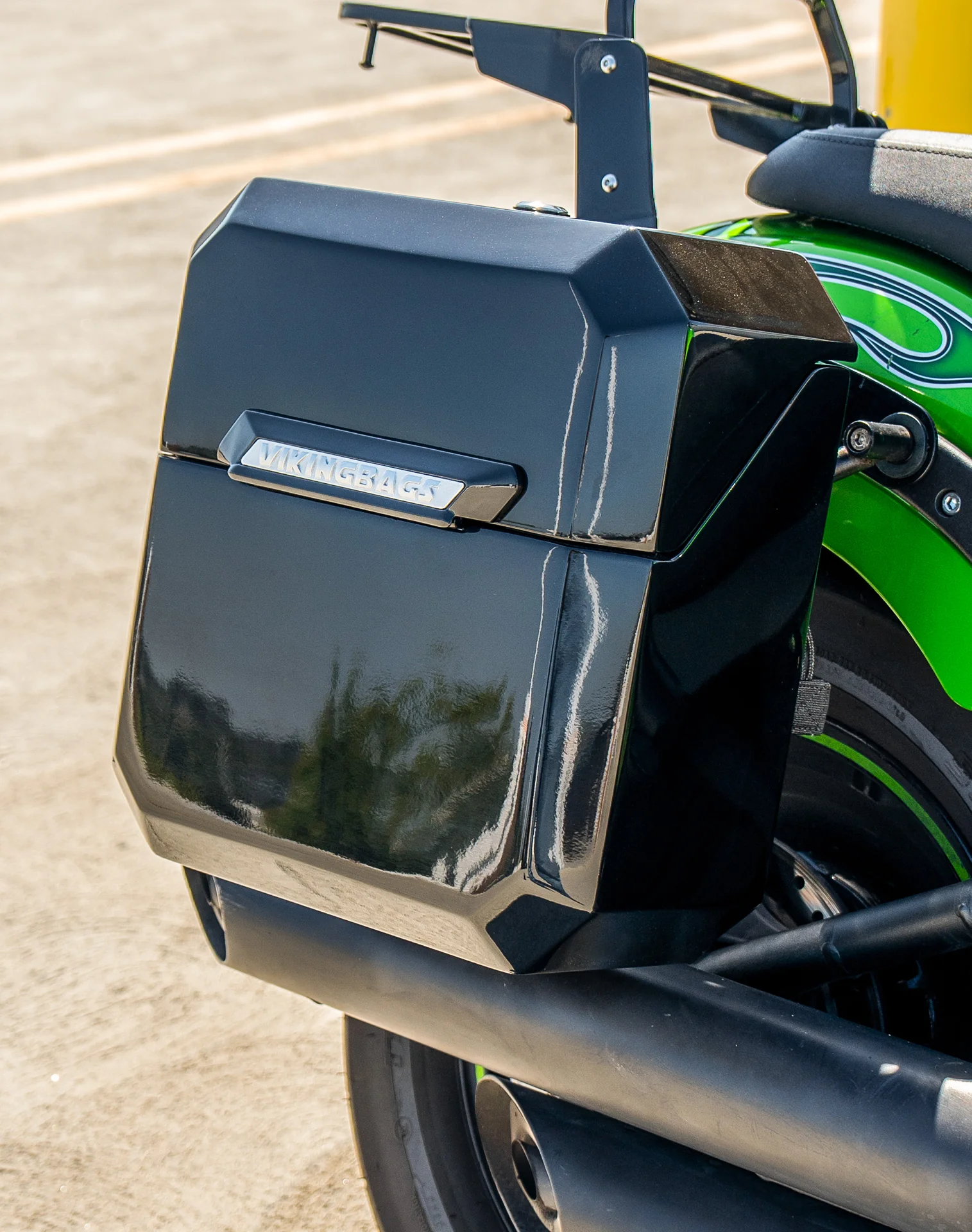 30L - Outlaw Quick Mount Medium Kawasaki Vulcan 900 Custom Painted Hard Saddlebags - Image 5
