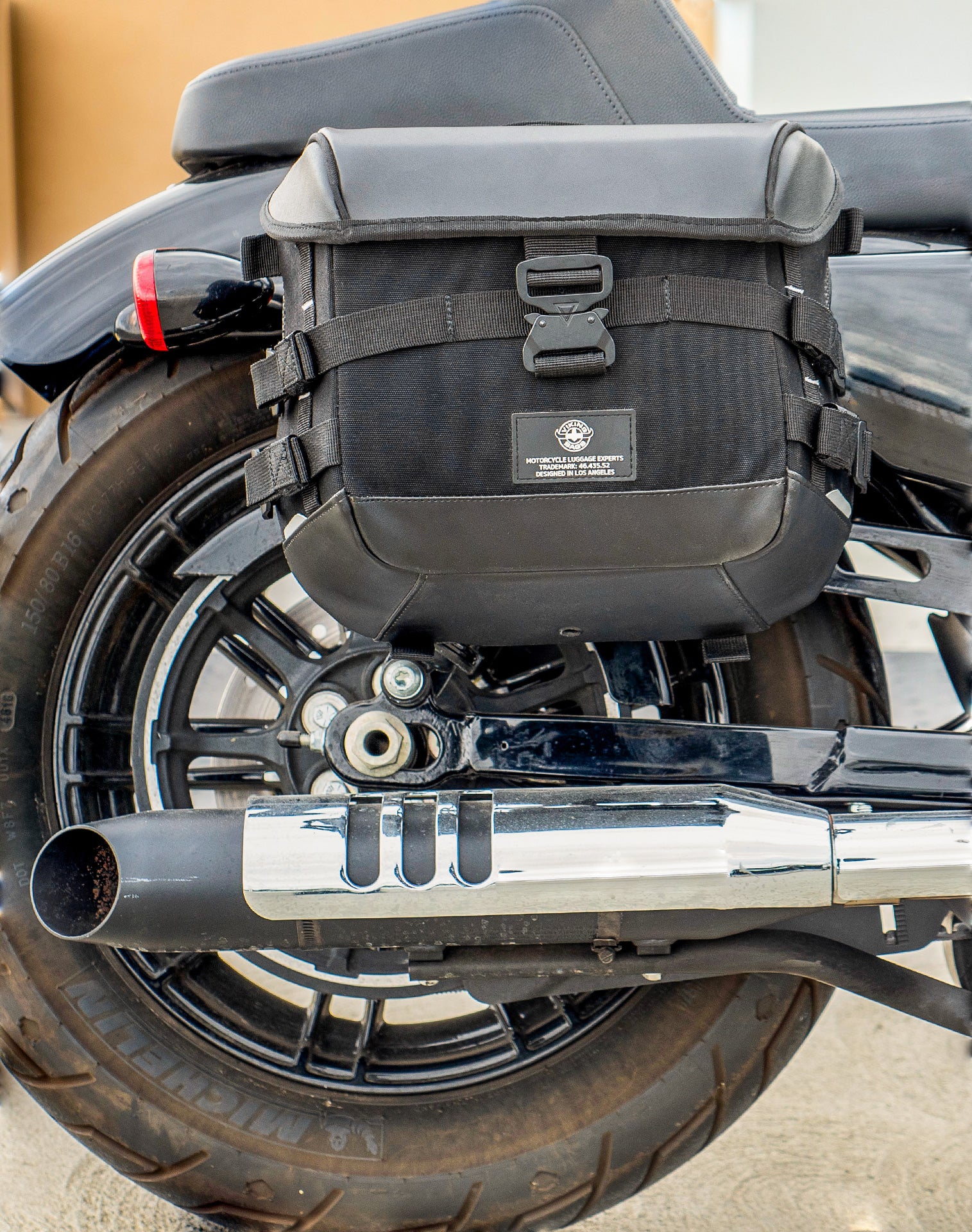 10L - Incognito Quick Mount Small Solo Motorcycle Saddlebag (Right Only) for Harley Sportster Forty Eight XL1200X/XL1200XS - Image 4