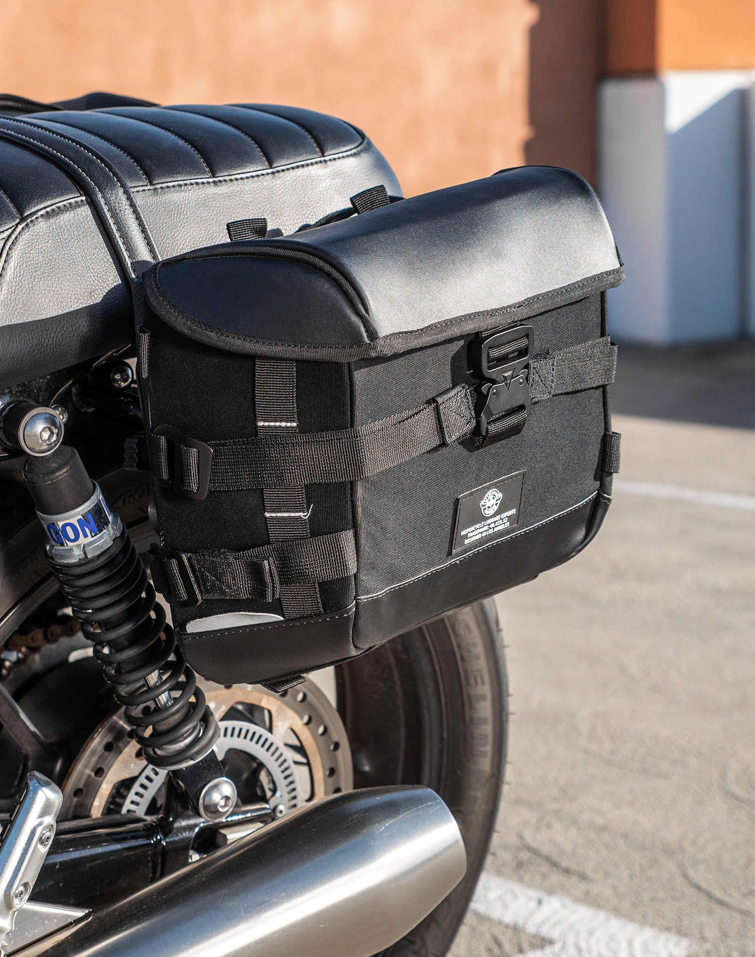10L - Incognito Quick Mount Small Triumph Street Twin 900 (2016-21) Solo Saddlebag (Left Only) - Image 4