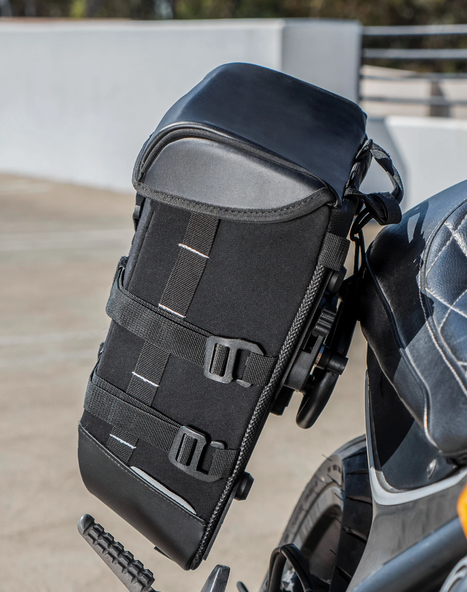 15L - Incognito Quick Mount Medium Ducati Scrambler (2014-17) Solo Saddlebag (Right Only) - Image 5