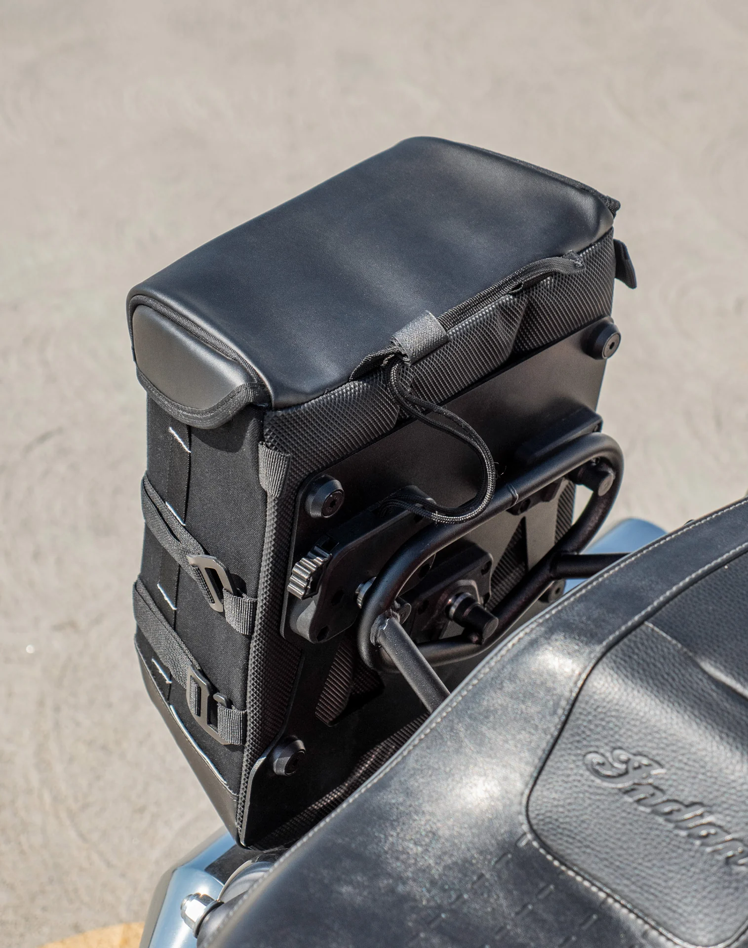 15L - Incognito Quick Mount Medium Indian Chief Solo Saddlebag (Right Only) - Image 5