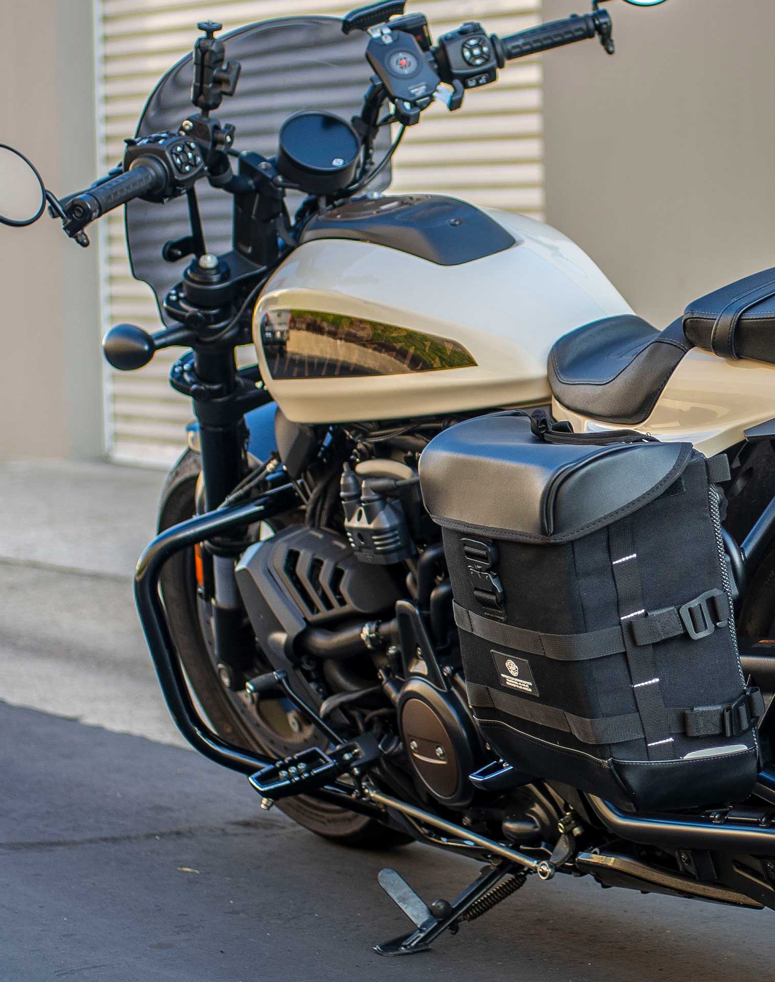 15L - Incognito Quick Mount Medium Solo Saddlebag (Left Only) for Harley Sportster S (RH1250S) RA1 - Image 3