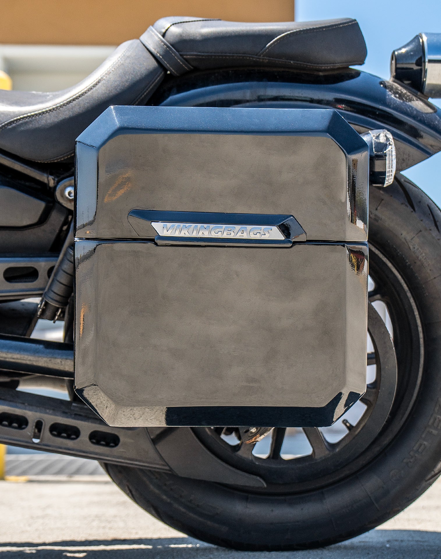 15L - Outlaw Quick Mount Medium Yamaha Bolt Specific Painted Hard Solo Saddlebag (Left Only) - Image 4