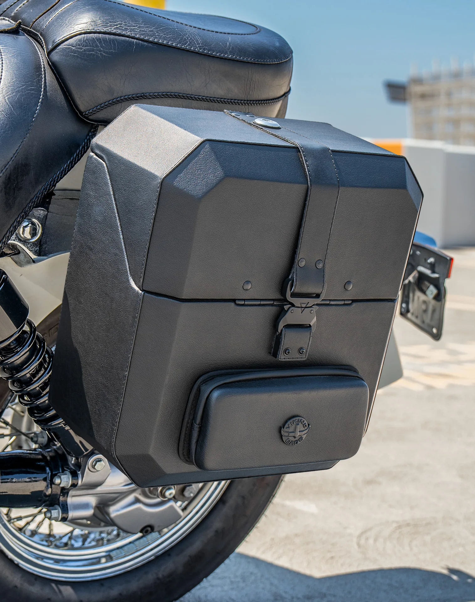 15L - Outlaw Quick Mount Medium Honda 750 Shadow Aero Hard Solo Saddlebag (Left Only) - Image 5