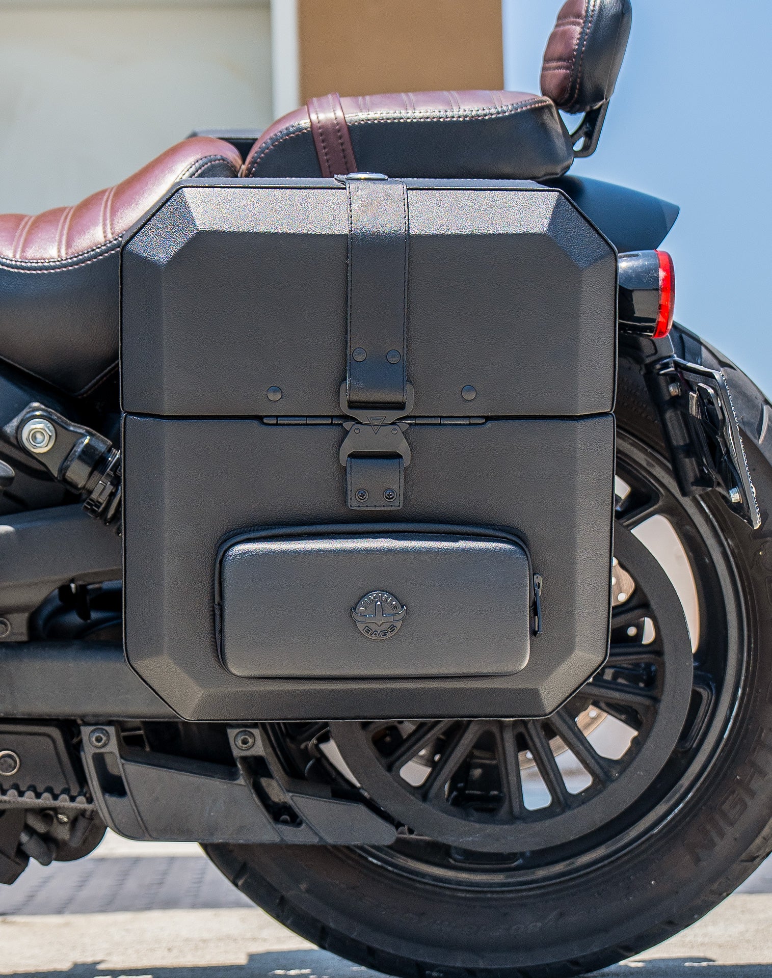 15L - Outlaw Quick Mount Medium Indian Scout Rogue Hard Solo Saddlebag (Left Only) - Image 4