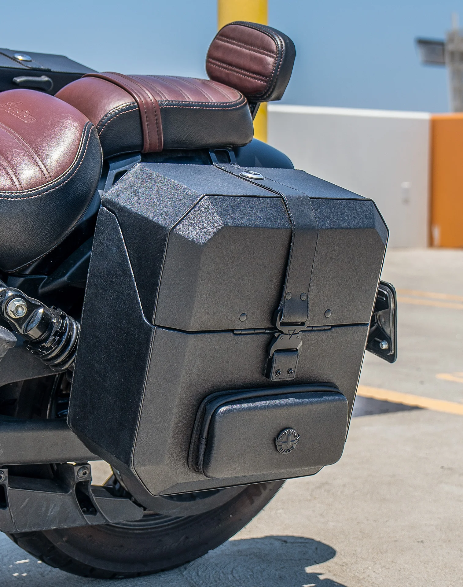 15L - Outlaw Quick Mount Medium Indian Scout Rogue Hard Solo Saddlebag (Left Only) - Image 5