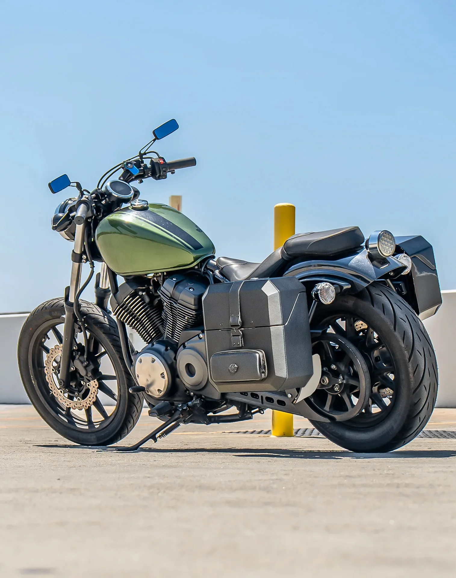 15L - Outlaw Quick Mount Medium Yamaha Bolt Specific Hard Solo Saddlebag (Left Only) - Image 3