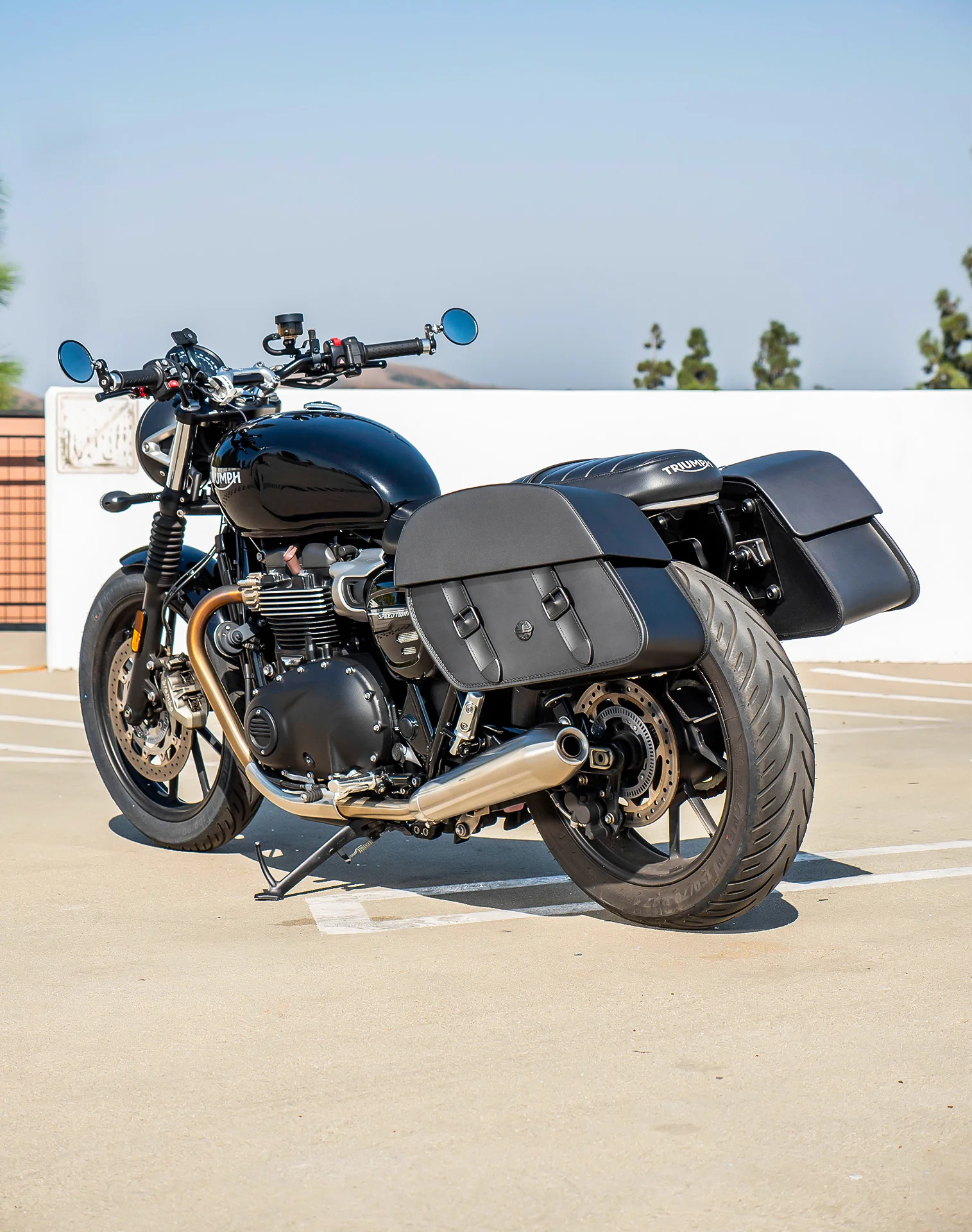 28L - Baelor Medium Quick Mount Triumph Street Twin 900 (2016-21) Motorcycle Saddlebags - Image 3