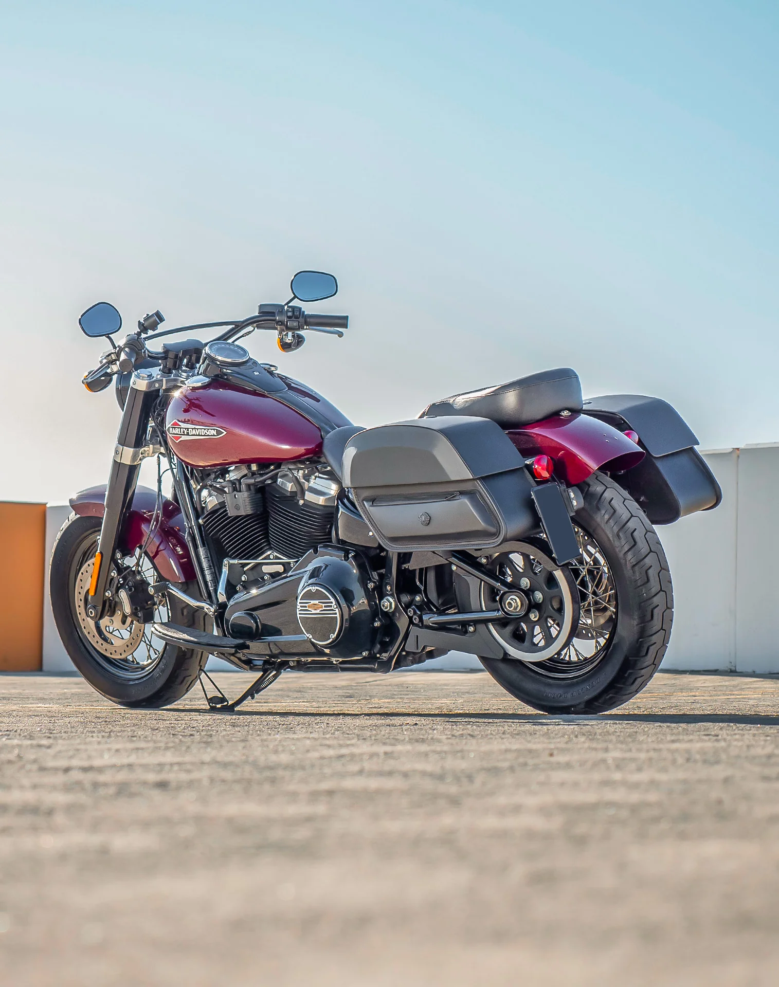 28L - Pantheon Medium Quick Mount Motorcycle Saddlebags For Harley Softail Slim FLSL - Image 3