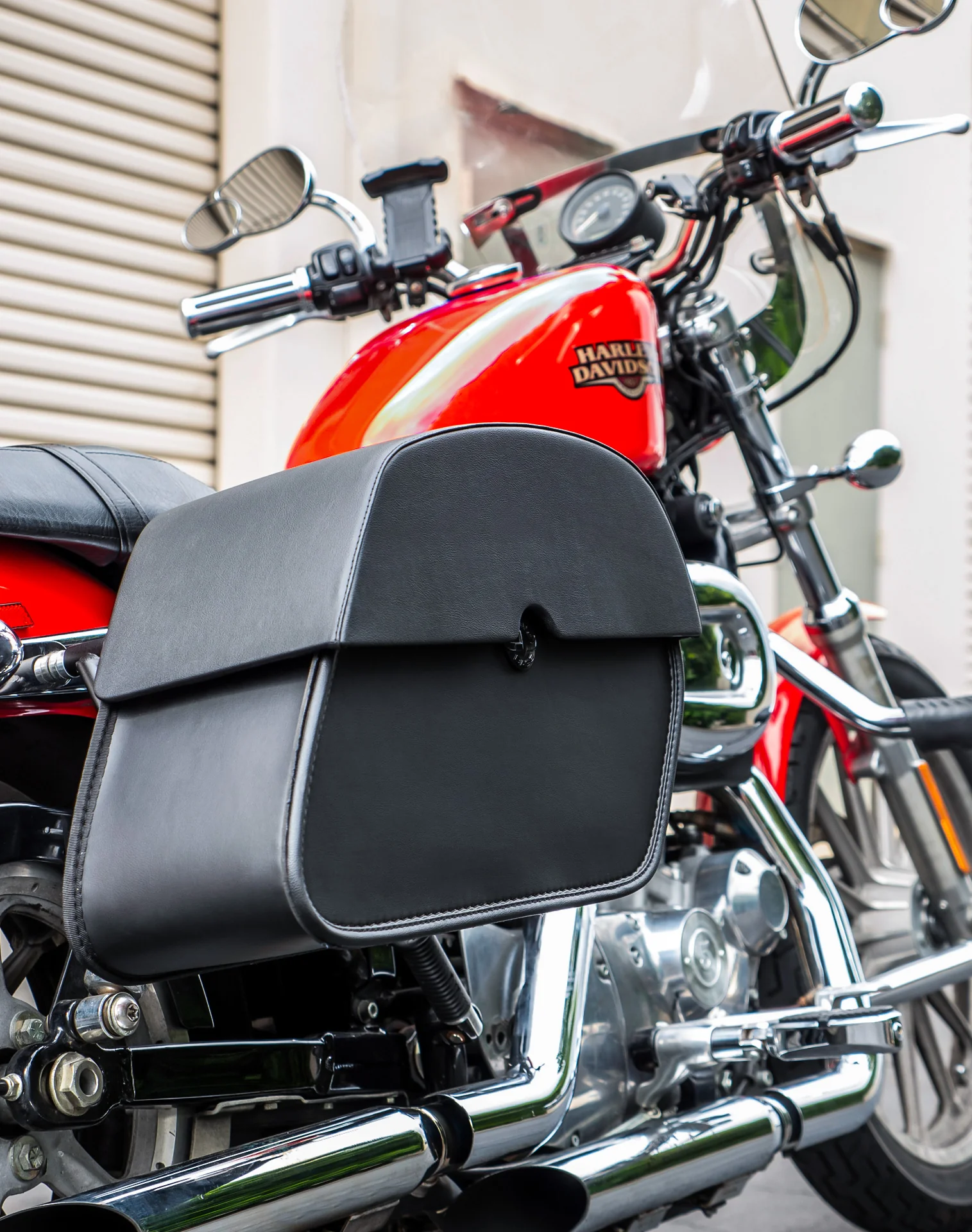 28L - Panzer Medium Quick Mount Leather Saddlebags For Harley Sportster 1200 Low XL1200L - Image 3