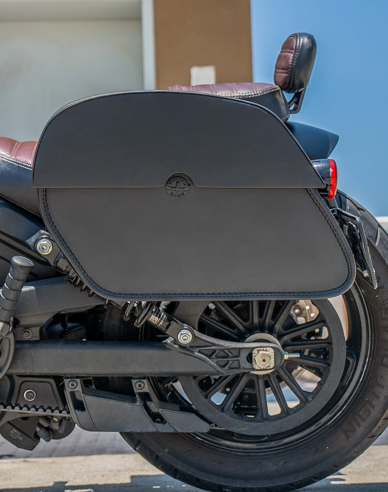 28L - Panzer Medium Quick Mount Indian Scout Bobber Leather Saddlebags - Image 4