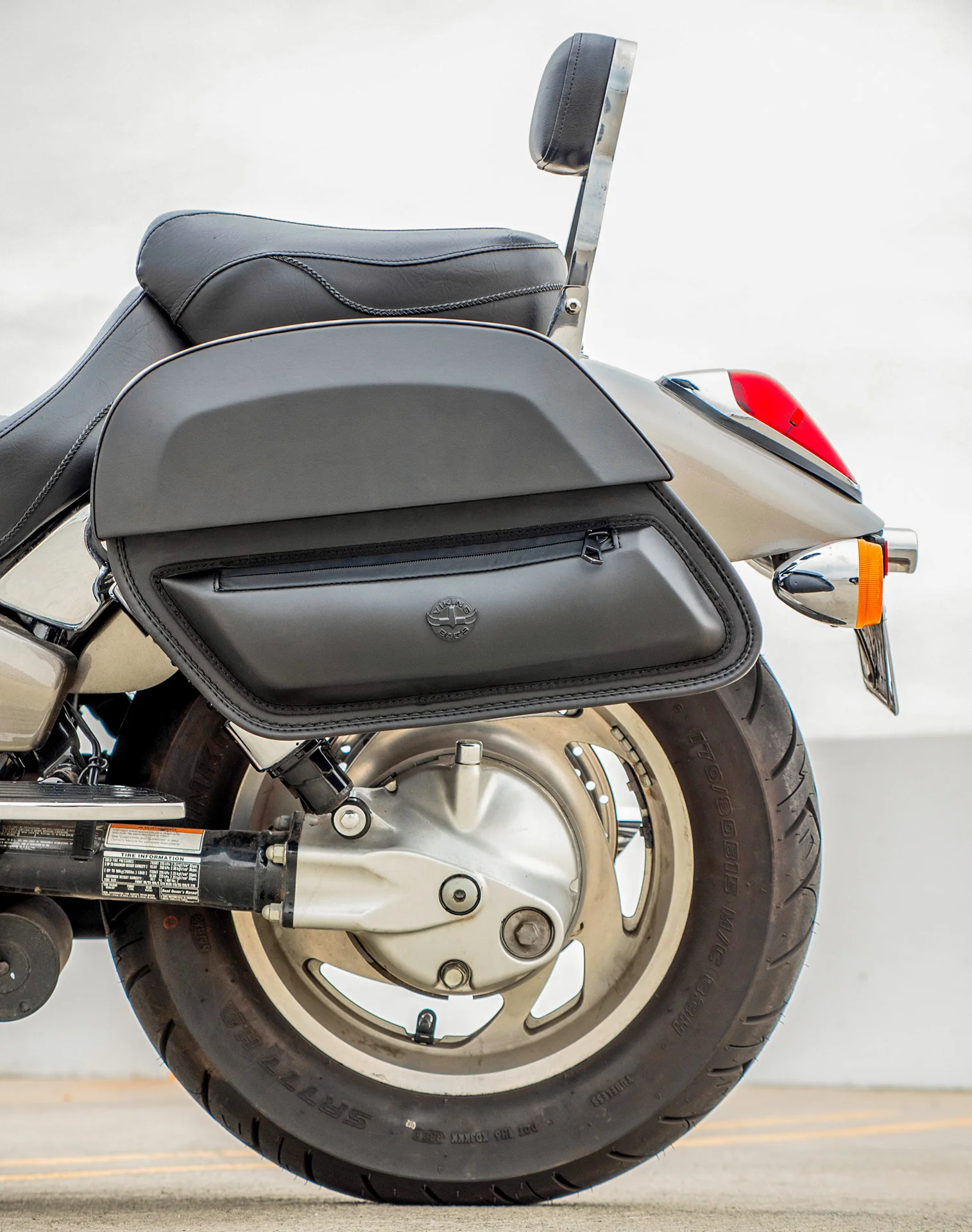 28L - Pantheon Medium Hard Mount Honda VTX 1800 F Leather Motorcycle Saddlebags - Image 4