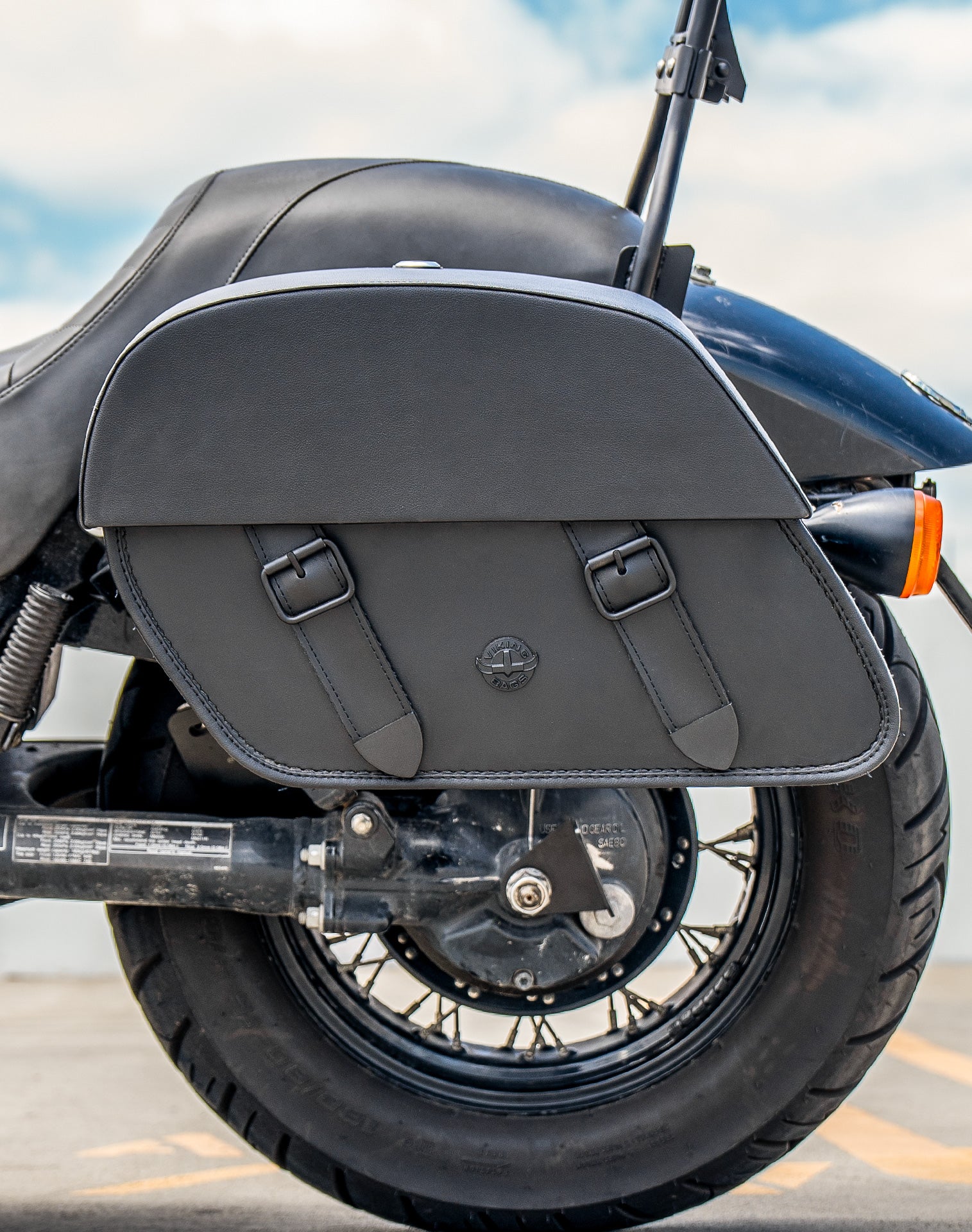 28L - Baelor Medium Quick Mount Honda 750 Shadow Phantom Motorcycle Saddlebags - Image 4