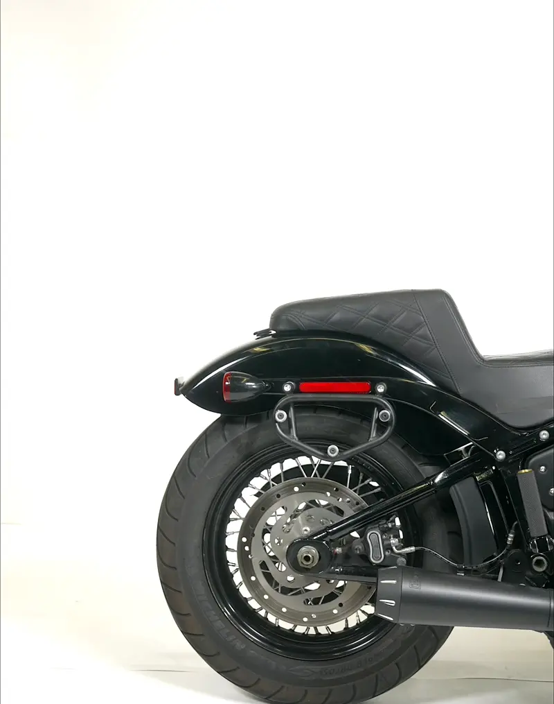 28L - Pantheon Medium Quick Mount Saddlebags for Heritage Classic FLSTC/I - Image 11