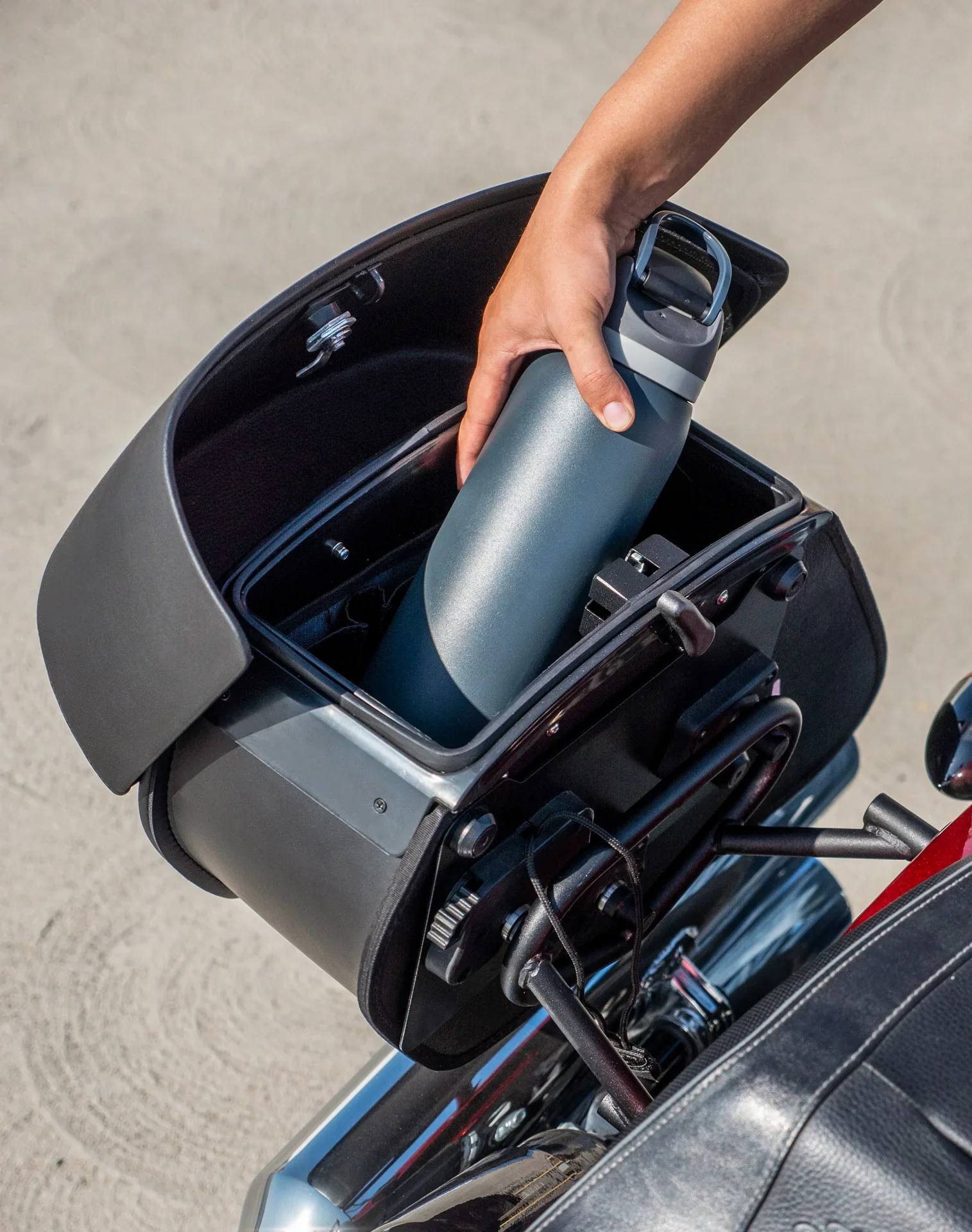28L - Panzer Medium Quick Mount Indian Super Chief Limited Motorcycle Saddlebags - Image 6