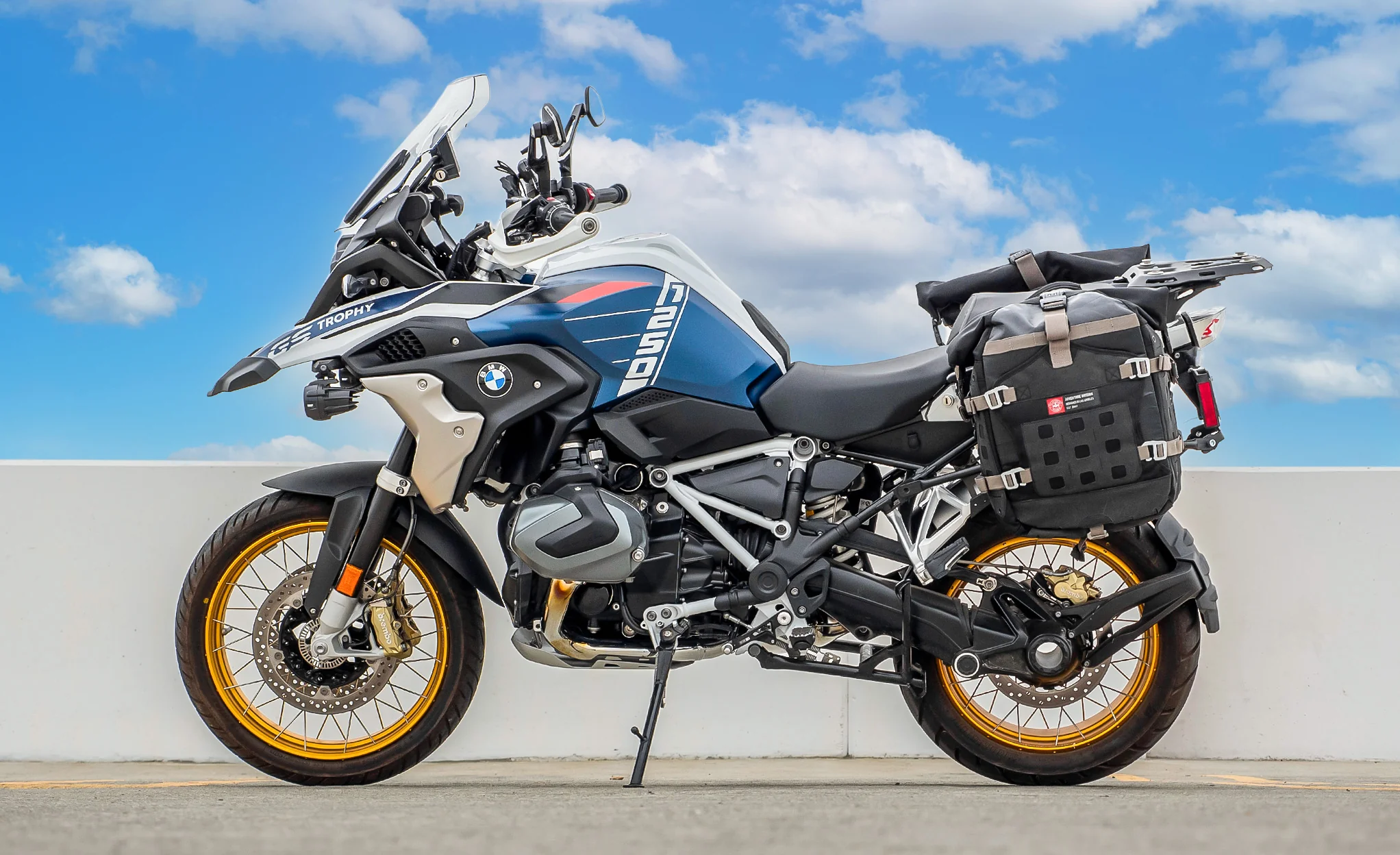 40L - Apex Medium BMW R1250GS ADV Touring Panniers - Image 2