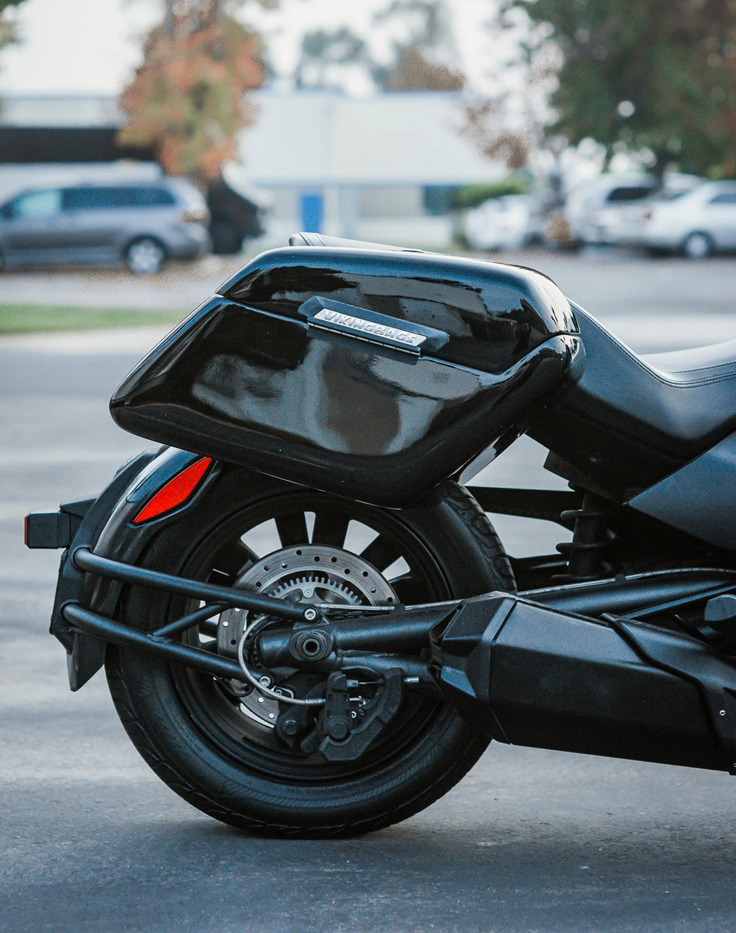 42L - Baldur Extra Large CAN AM Spyder F3 Painted Motorcycle Hard Saddlebags - Image 5