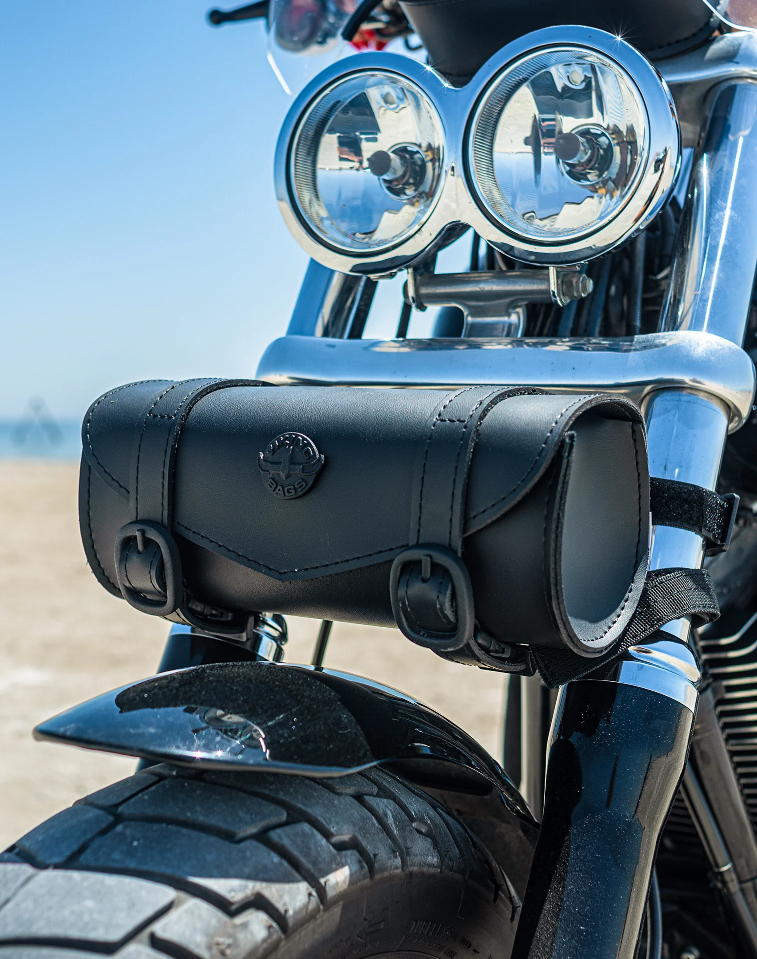 2L - Dark Age Plain Leather Motorcycle Handlebar Bag - Image 3