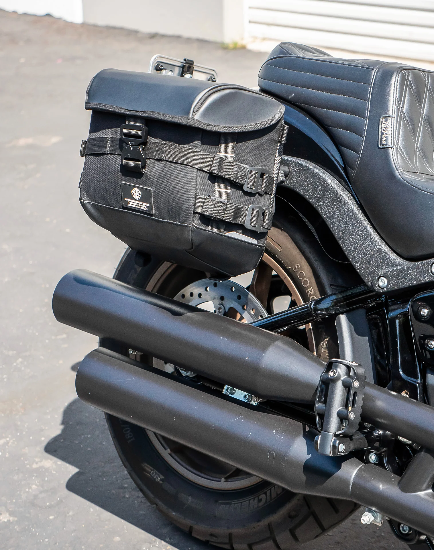 10L - Incognito Quick Mount Small Solo Saddlebag (Right Only) for Harley Softail Low Rider ST FXLRST - Image 4