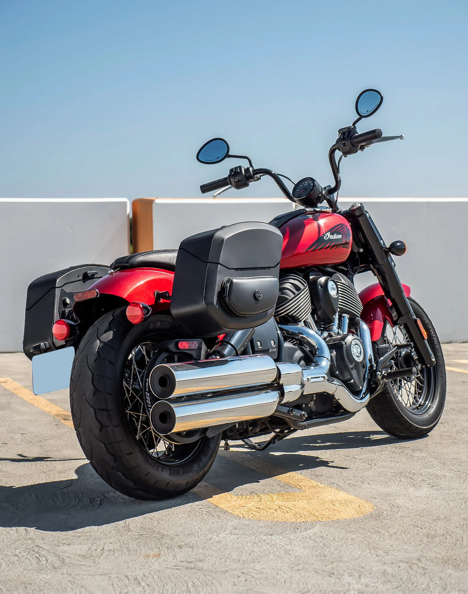 24L - Ironclad Quick-Mount Medium Indian Super Chief Leather Wrapped Hard Saddlebags - Image 3