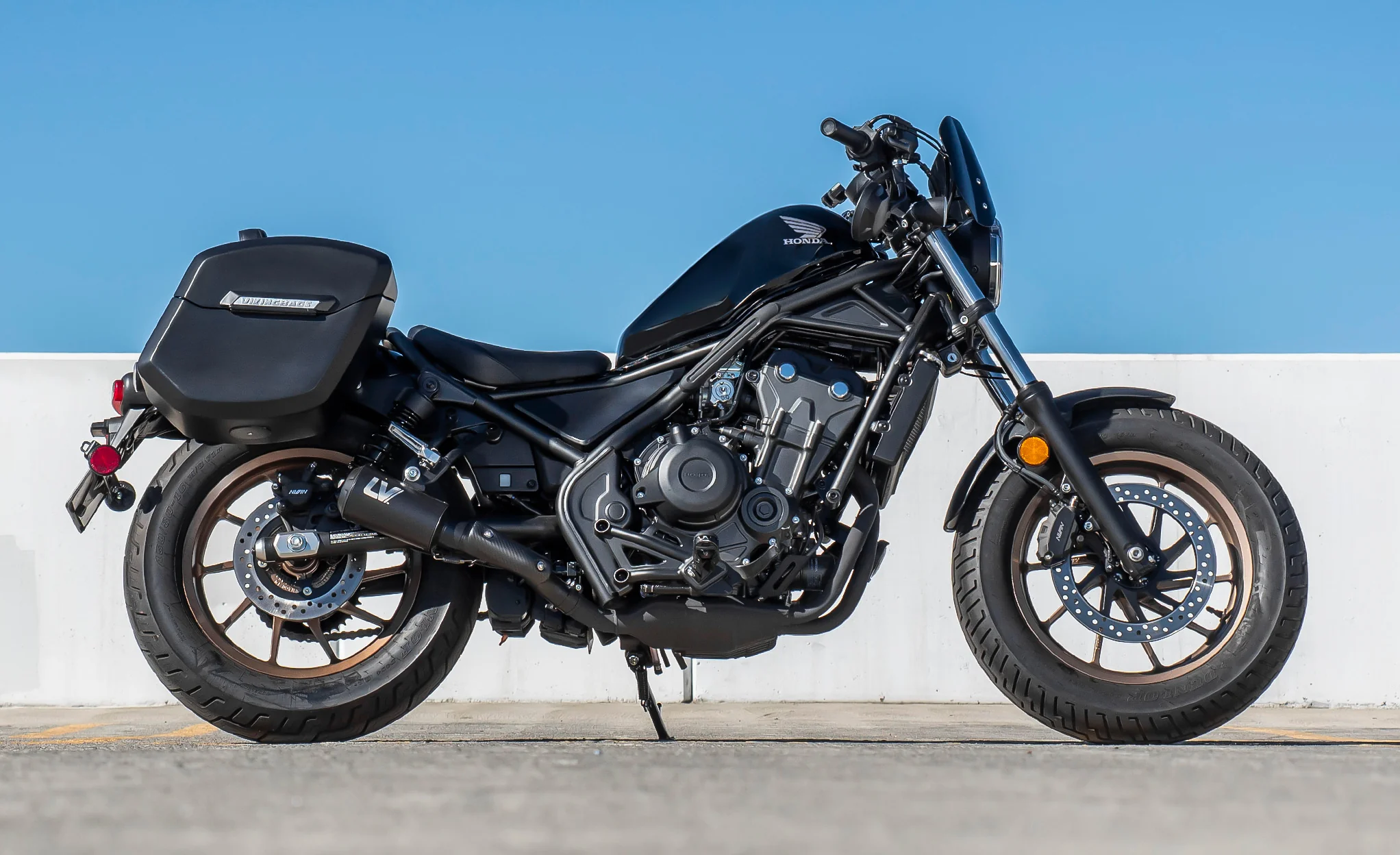 24L - Ironclad Quick-Mount Medium Honda Rebel 500 Matte Hard Saddlebags - Image 2
