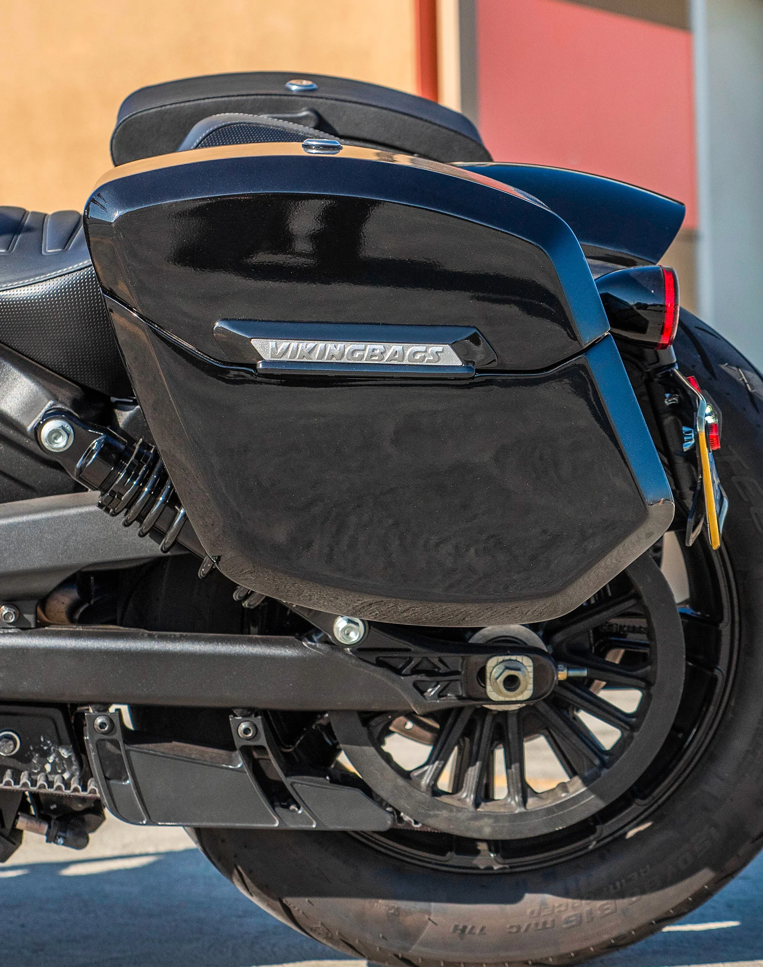 24L - Ironclad Quick-Mount Medium Indian Scout Bobber Painted Hard Saddlebags - Image 4