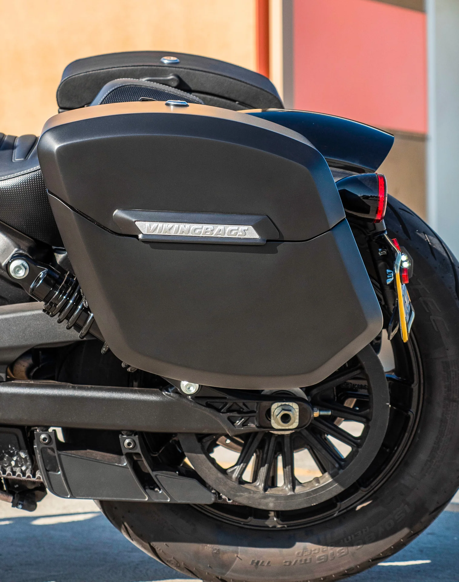 24L - Ironclad Quick-Mount Medium Indian Scout Rogue Sixty Matte Hard Saddlebags - Image 4