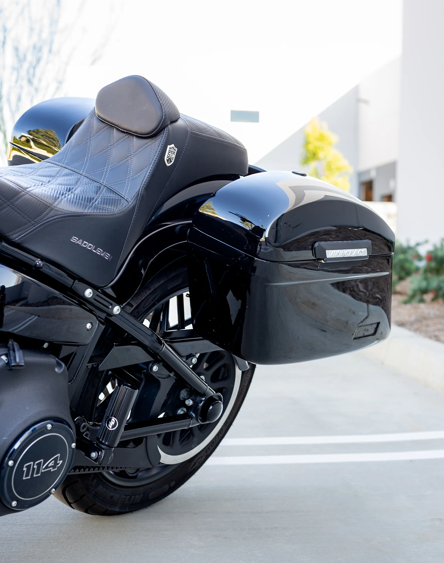 44L - Lamellar Stallion Extra Large Painted Motorcycle Hard Saddlebags for Harley Softail Street Bob FXBB/S - Image 4