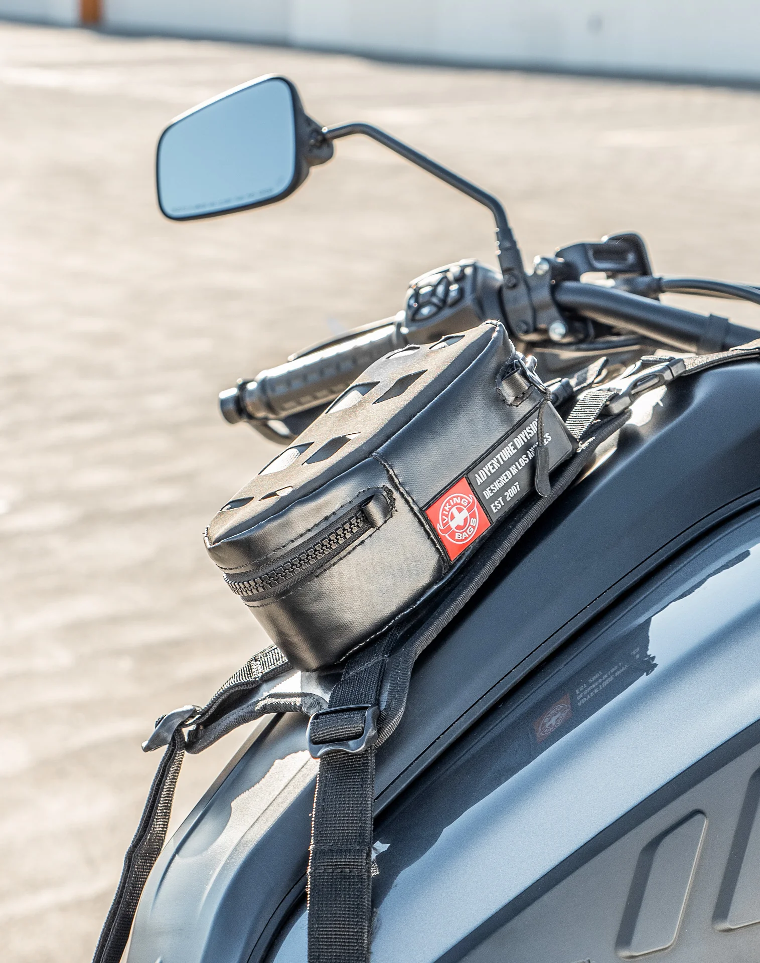1L - Odyssey Adventure Touring Tank Bag - Image 5