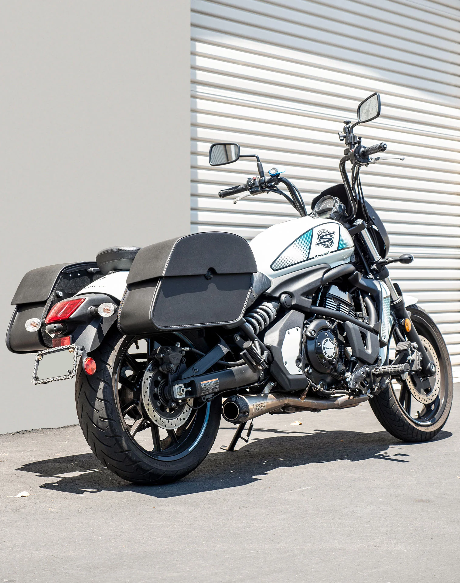28L - Panzer Medium Hard Mount Kawasaki Vulcan S VN650 Motorcycle Saddlebags - Image 3