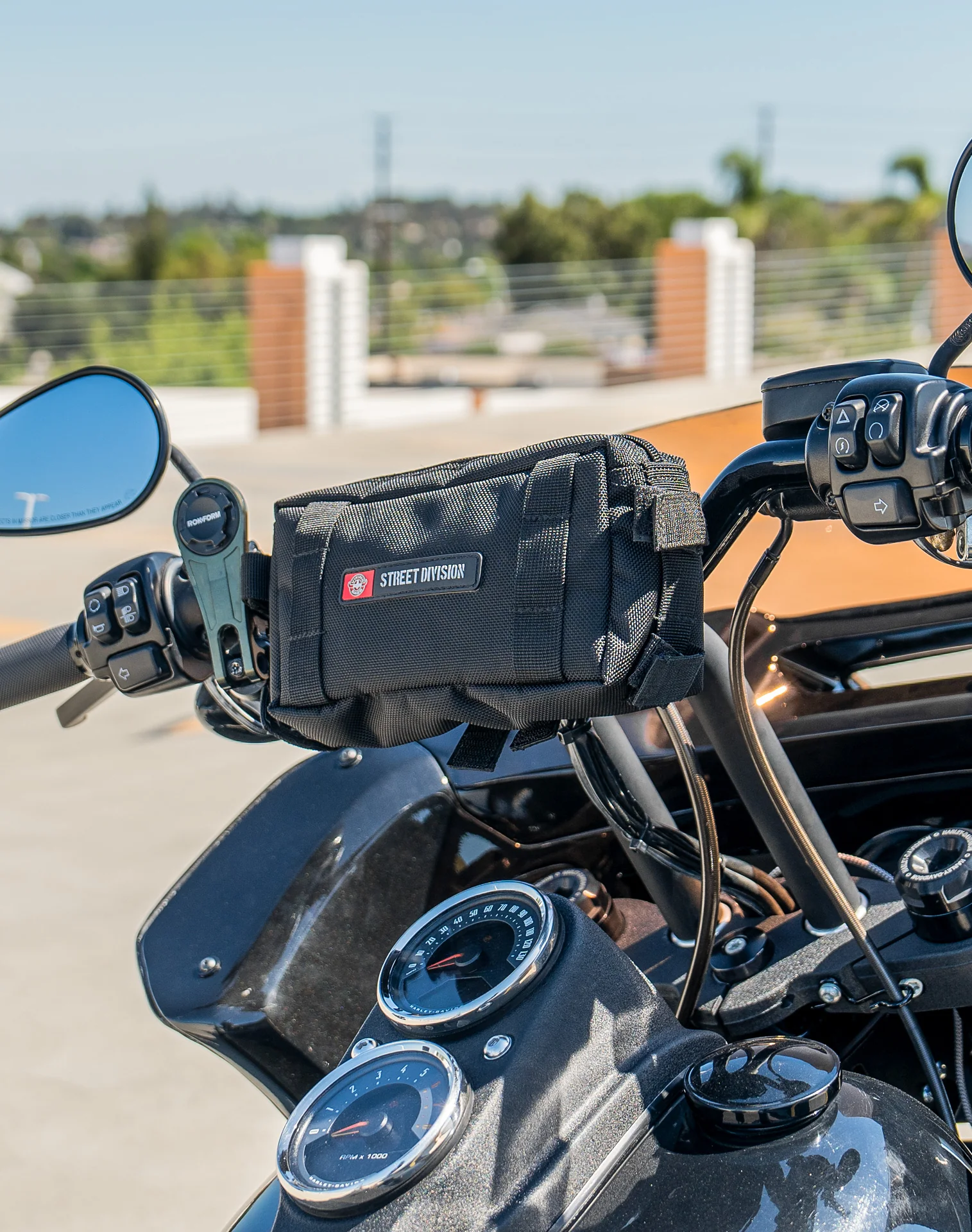 2L - Patriot Kawasaki Motorcycle Handlebar Bag - Image 4