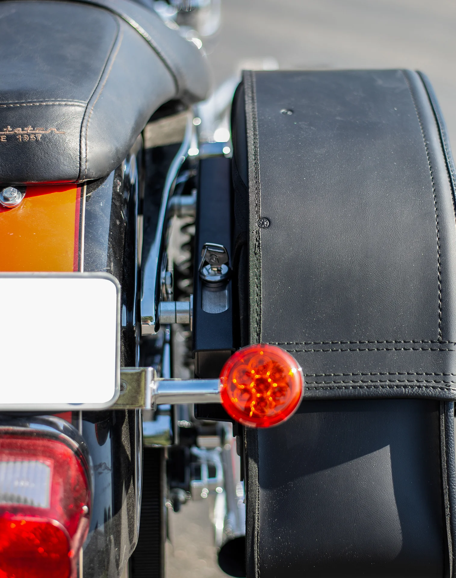 Viking Saddlebags Quick Disconnect System For Harley Davidson Sportster - Image 5
