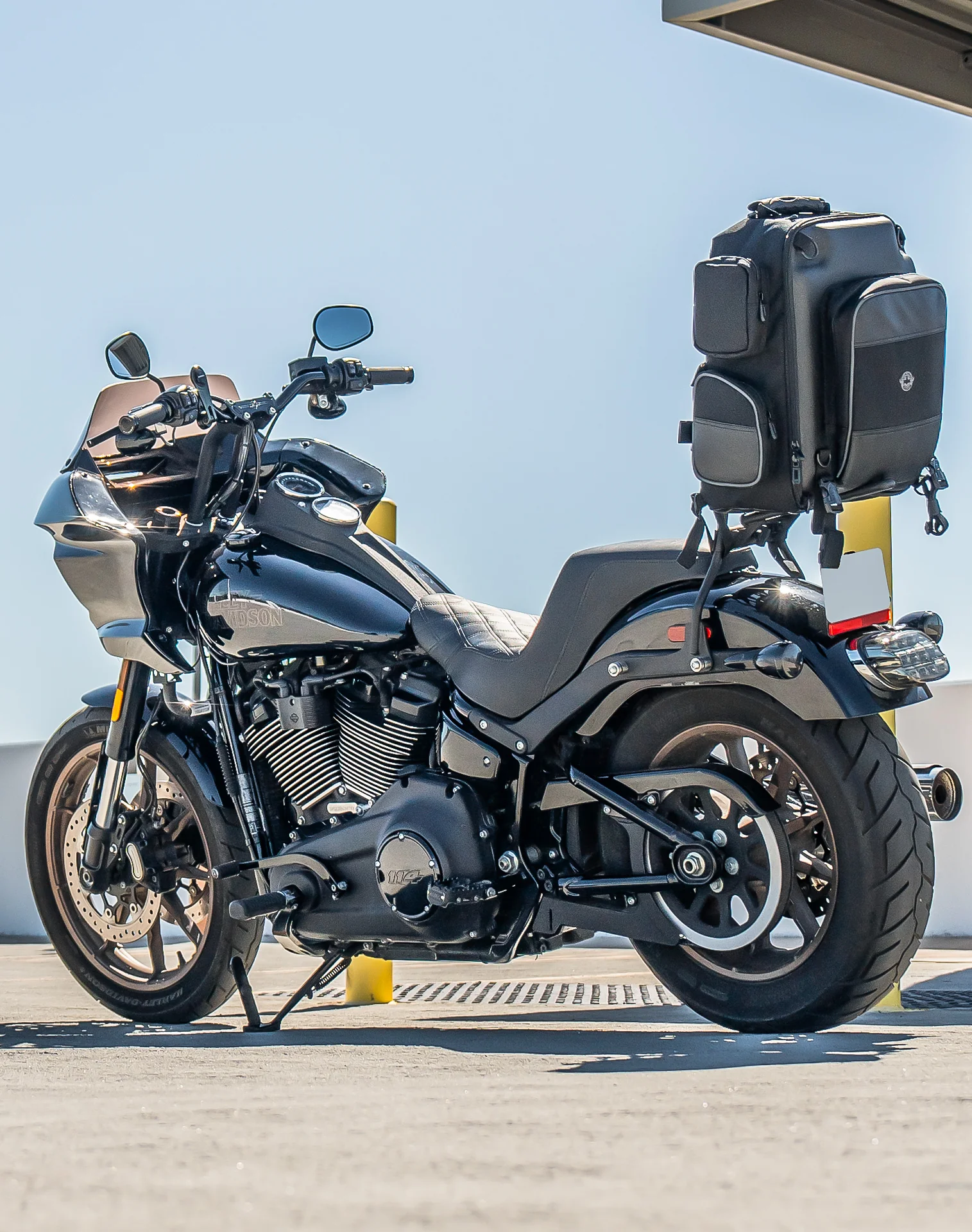 30L - Voyage Large Motorcycle Sissy Bar Backpack - Image 3